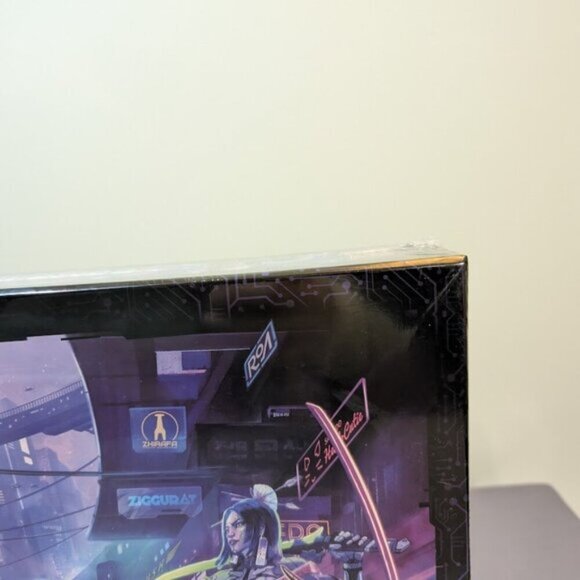 NEW Monster Fight Club Cyberpunk Red Board Game MFC-45000 - Picture 5 of 16